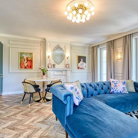 Mosonmagyaróvár The Doors Luxury Apartment מראה חיצוני תמונה
