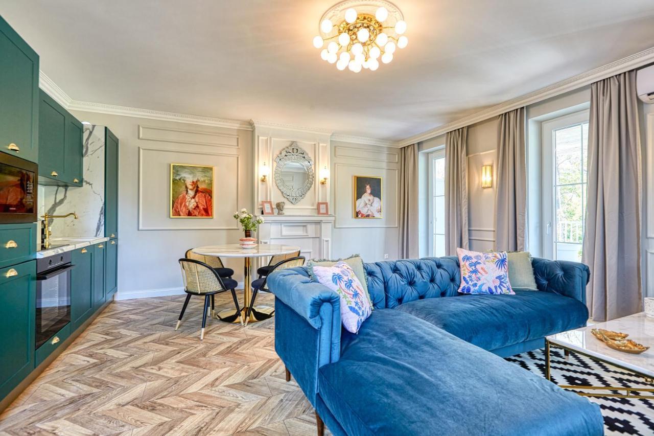 Mosonmagyaróvár The Doors Luxury Apartment מראה חיצוני תמונה