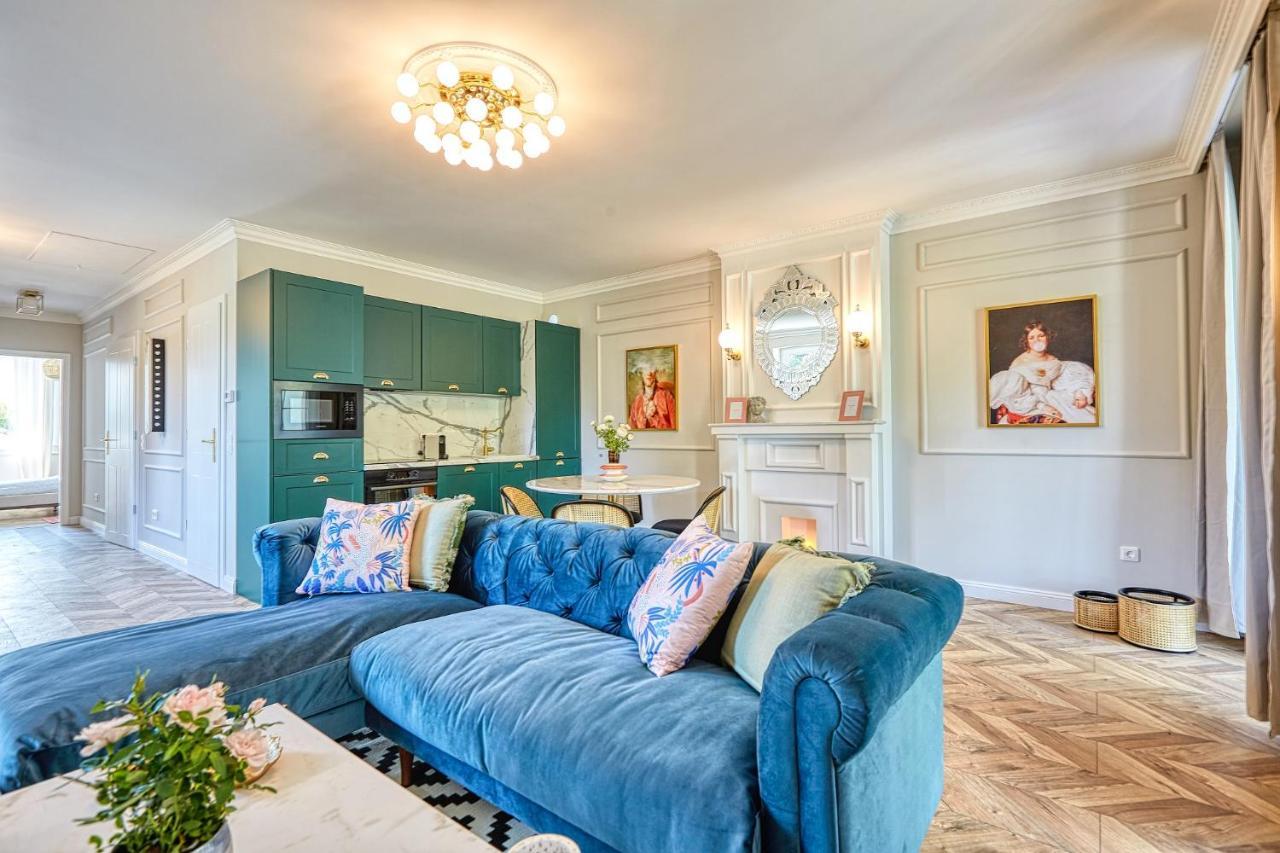 Mosonmagyaróvár The Doors Luxury Apartment מראה חיצוני תמונה