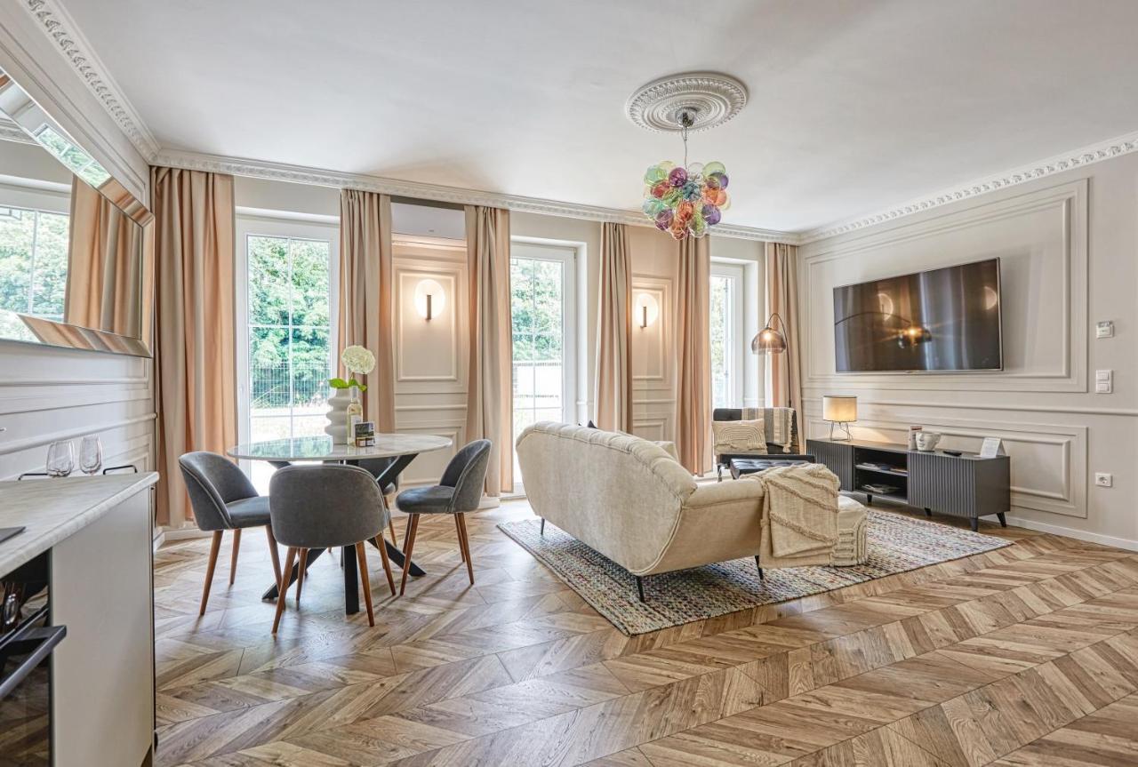 Mosonmagyaróvár The Doors Luxury Apartment מראה חיצוני תמונה
