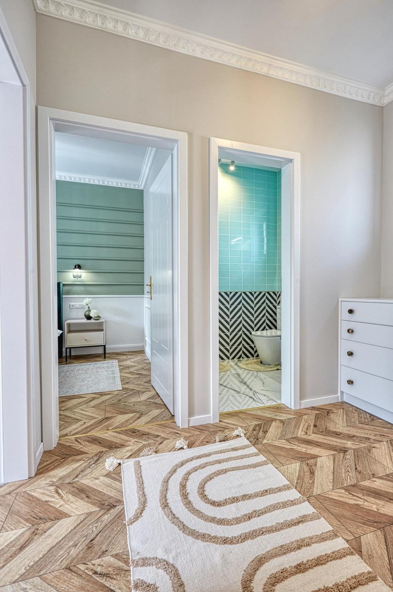 Mosonmagyaróvár The Doors Luxury Apartment מראה חיצוני תמונה